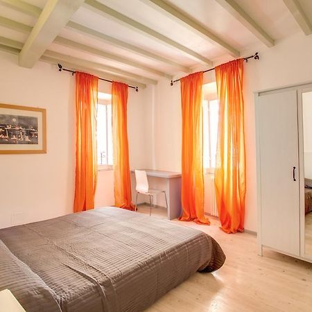 Three Bedroom Apartment Campo Dei Fiori Roma Rom bilde