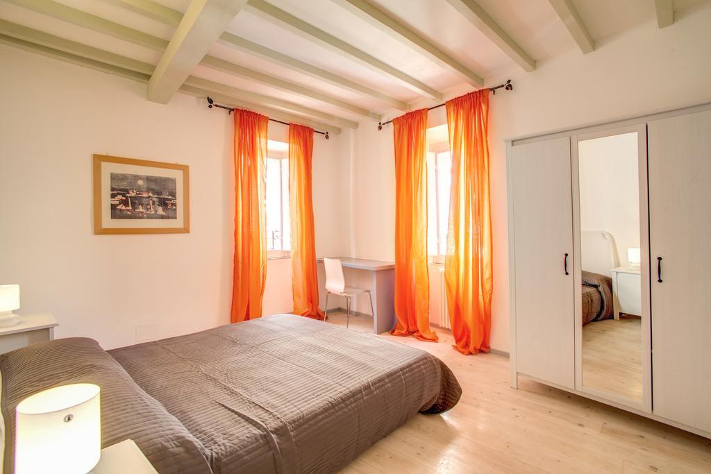 Three Bedroom Apartment Campo Dei Fiori Roma Rom bilde